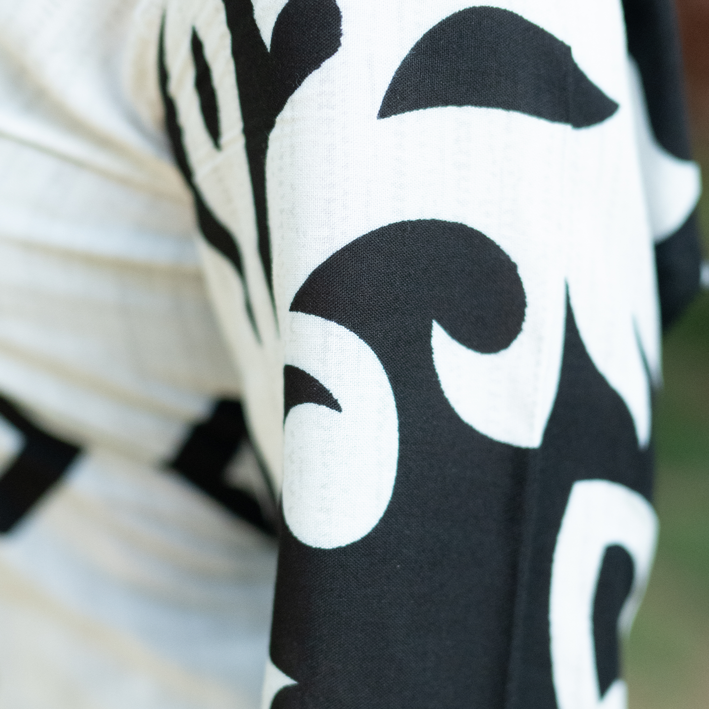 Black white cord set