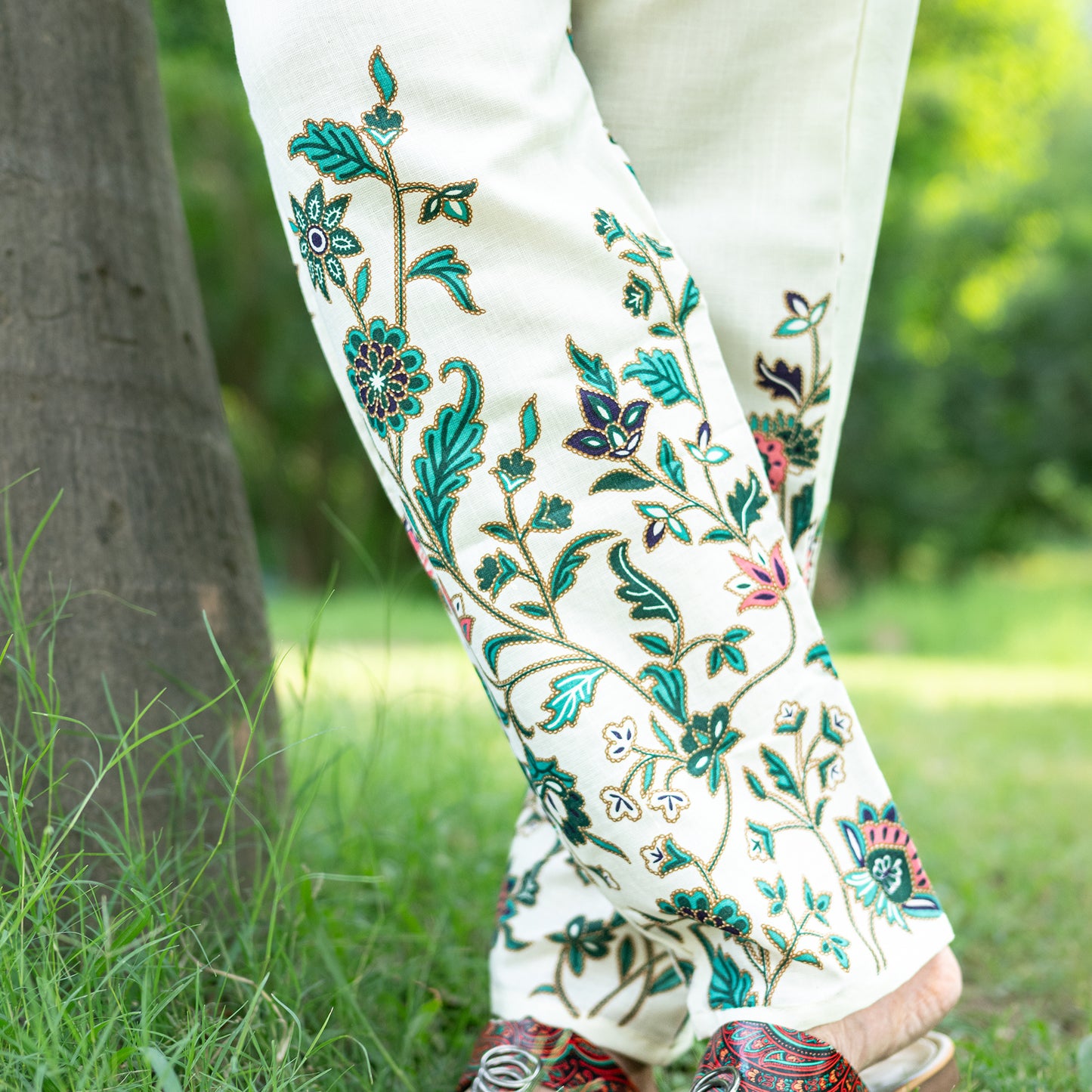 White Green cord set